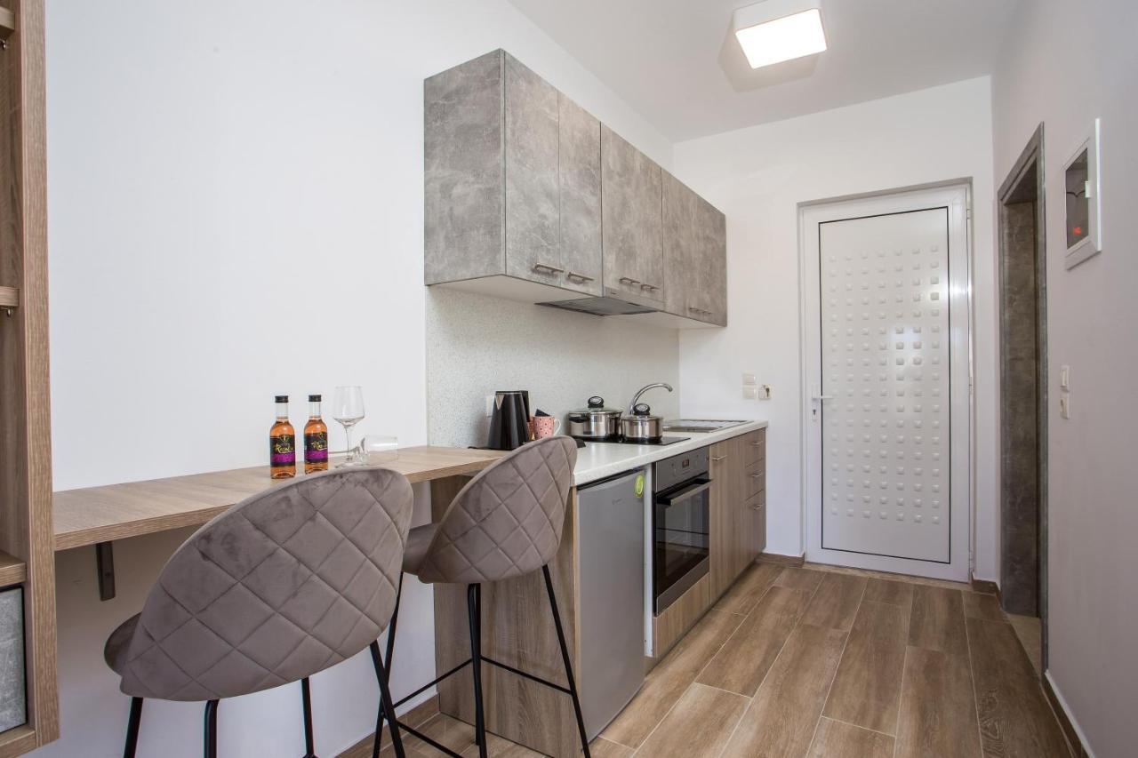 Apartment Dimitra Center *